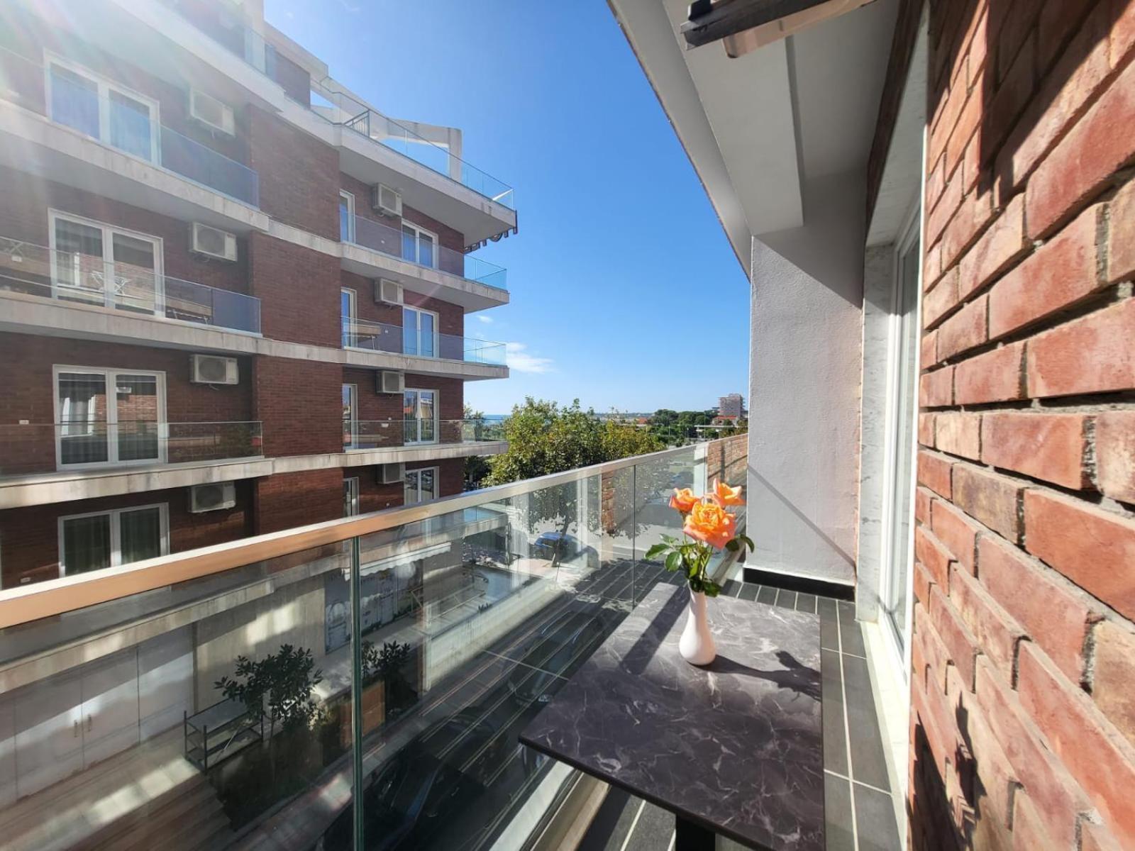 Fishta Q5 25 Appartement Velipojë